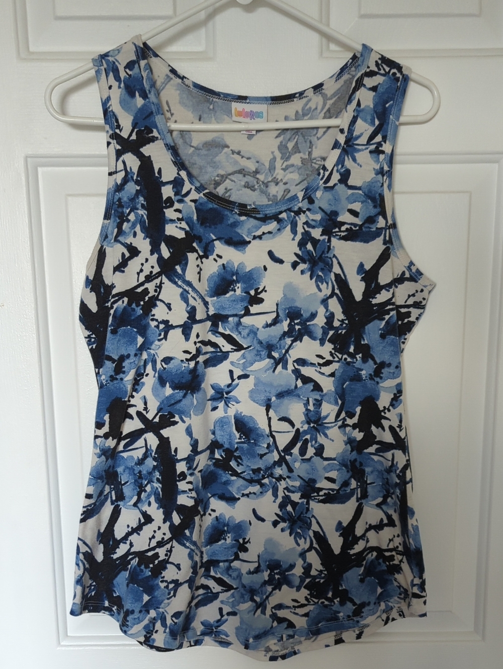 LuLaRoe Blue and Black Floral Scoop Neck Tank